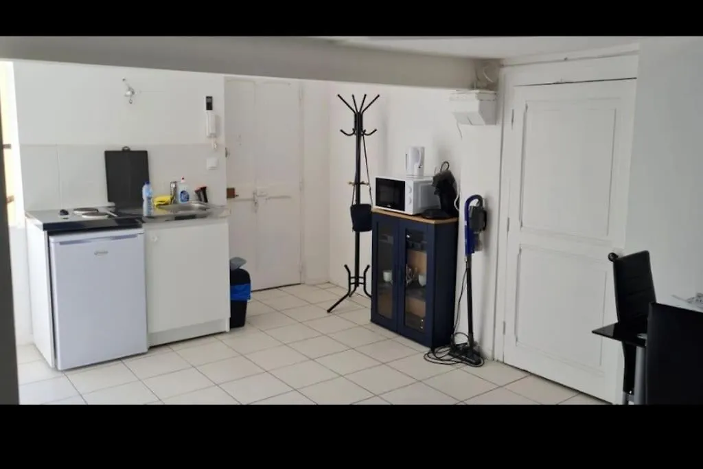 Studio Climatise Proche Chu Saint-Etienne  0*, Saint-Etienne (Loire) France